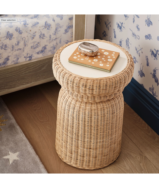 Close up of Cape Table